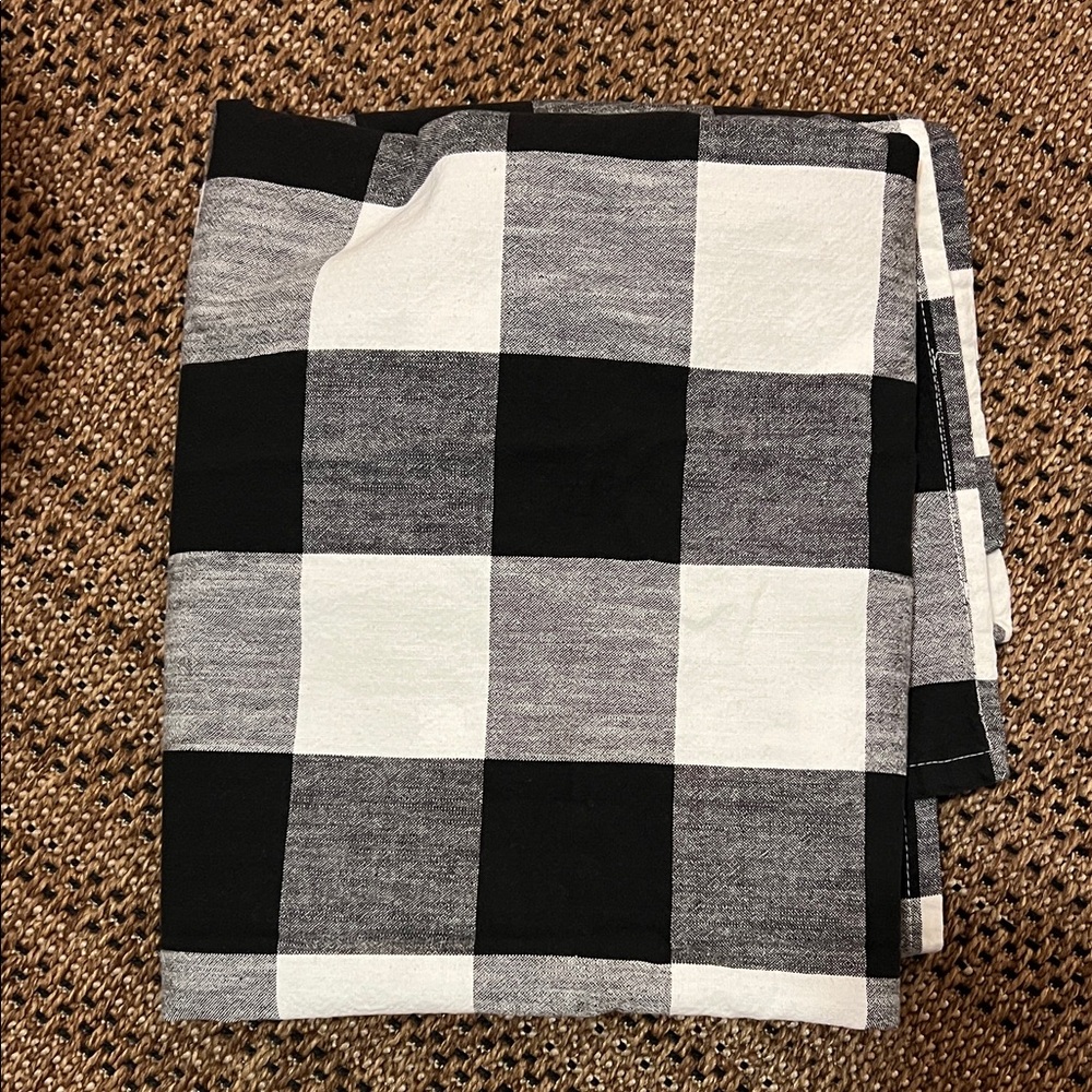 Black & White Buffalo Check Tablecloth - Home Dining Table Linen